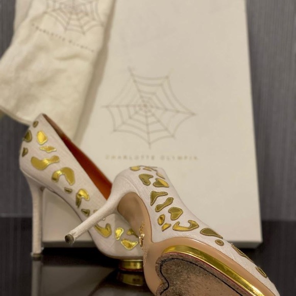 Charlotte Olympia Debbie White Linen and Gold - Picture 3 of 7